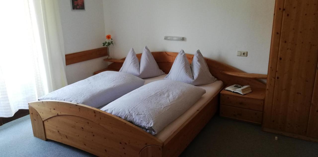 Sonneck Pension Пфарверфен Екстериор снимка