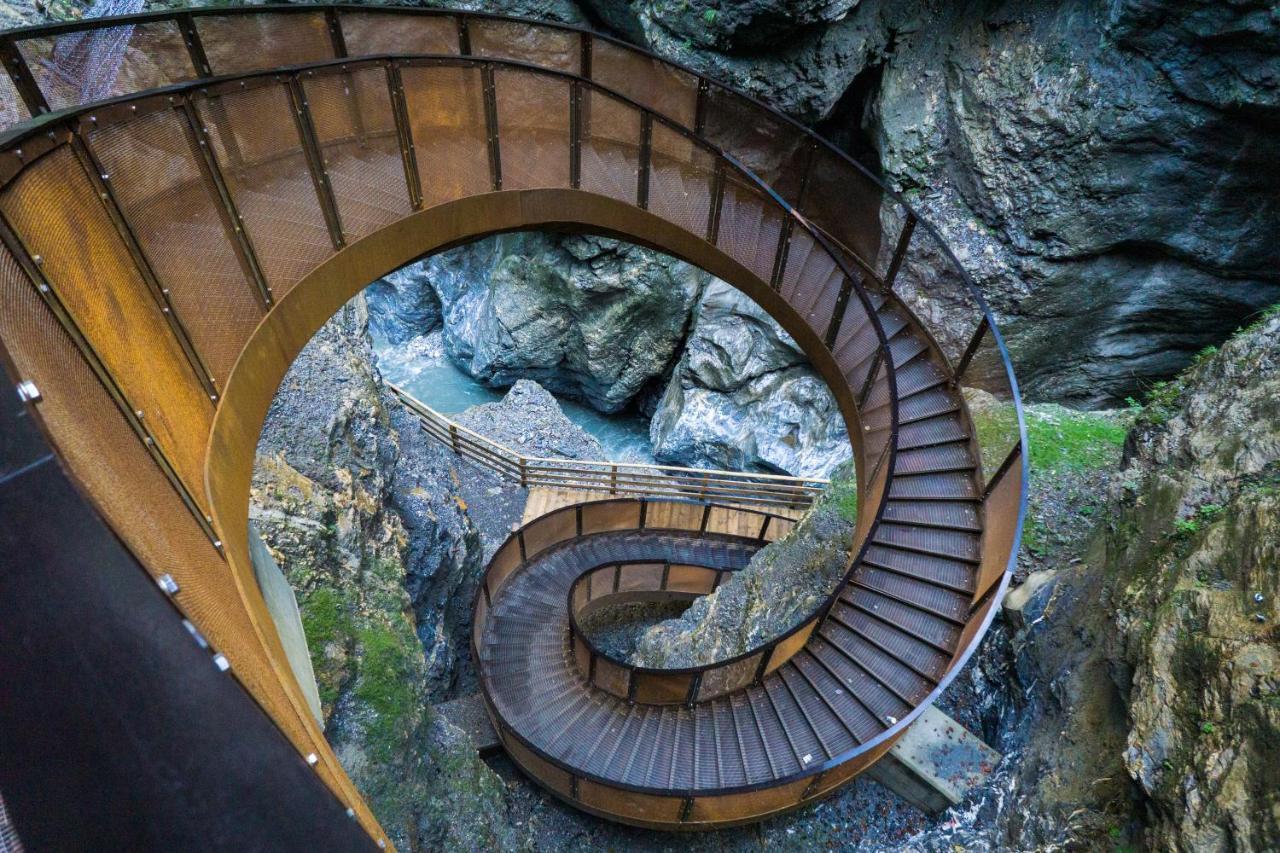 Sonneck Pension Пфарверфен Екстериор снимка